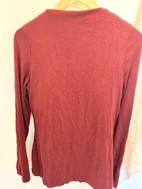 OGL Top in Burgundy | Fitted | Built in bra